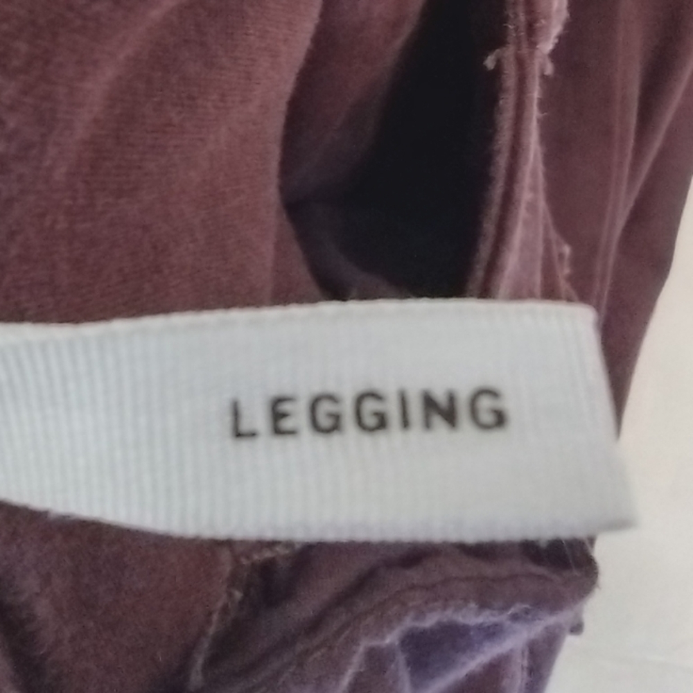 LOFT women's burgundy stretchy leggings size (12) - Picture 5 of 15